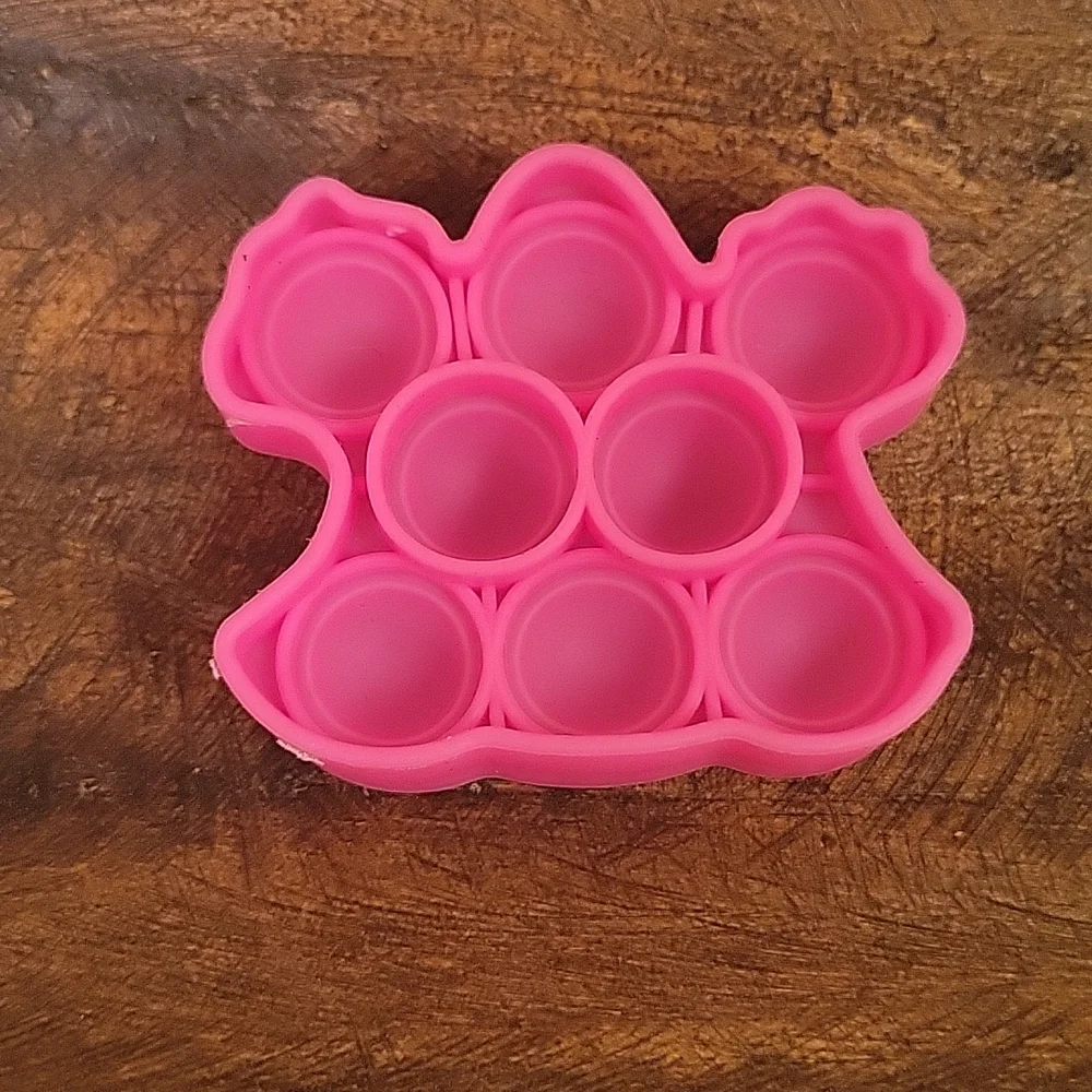 Fidgets - Picture 4 of 5